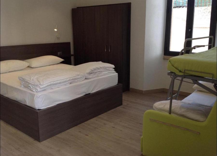 Antica Campione Rooms & Hostel Campione del Garda Exterior photo